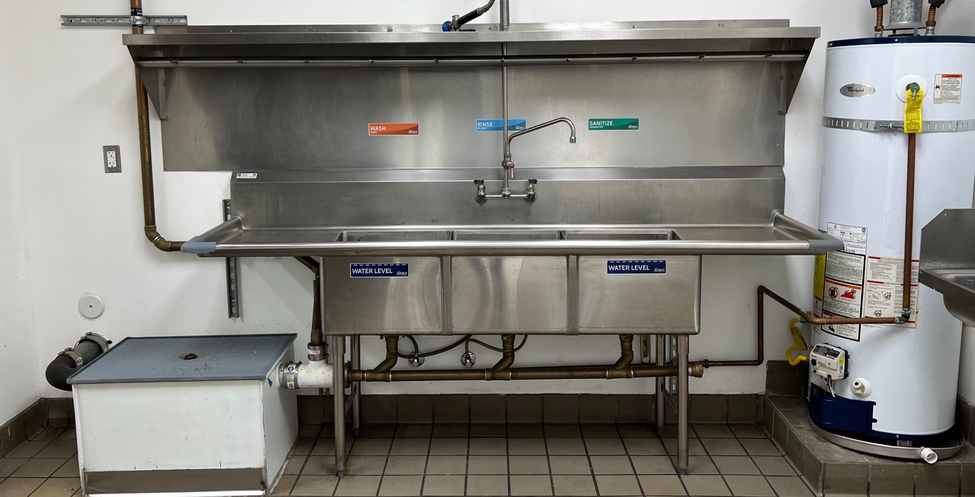 How To Clean A Grease Trap? EMERGENCY GREASE TRAP & INTERCEPTOR PUMPING