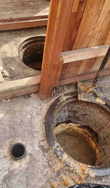 Grease trap pumping service in Huntington Beach California. Restaurant grease trap removal.