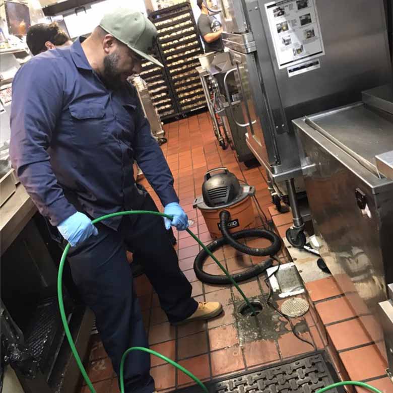 Plumbing service in los angeles for grease trap, grease interceptor overflowing. Hydro jetting service will get rid of grease build up in the pipelines. Commercial plumber for restaurant, drains with grease overflowing. Installation of grease trap for restaurants.
