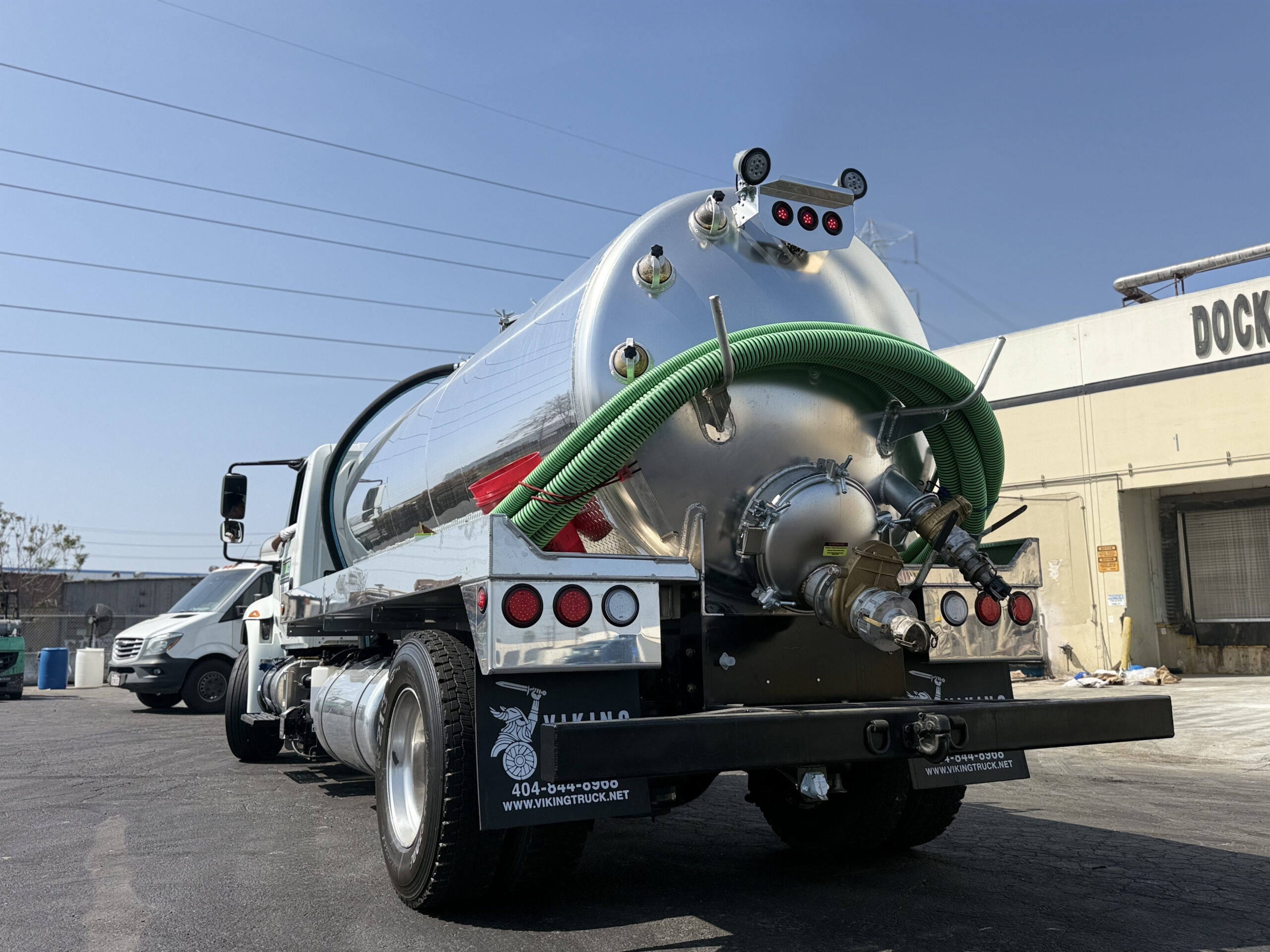 Used cooking oil collection service with restaurant oil pickup and waste oil recycling